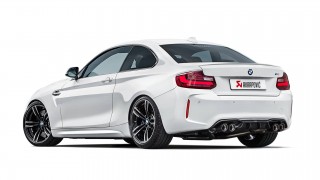 Nuovo impianto di scarico Akrapovič per BMW M2