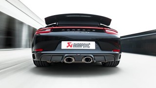 L’ultima realizzazione Akrapovič per un’icona Porsche