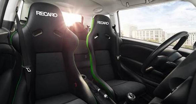 Recaro amplia la sua offerta di sedili sportivi con il nuovo Pole Position ABE “Edition 2018”