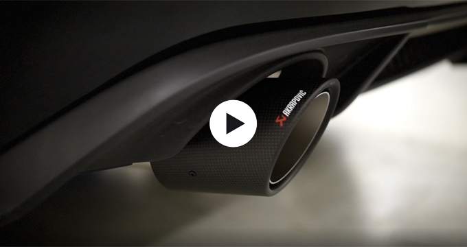 Ascolta il sound Akrapovic!