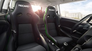 Sedile RECARO Pole Position: ideale per guida sportiva su strada!